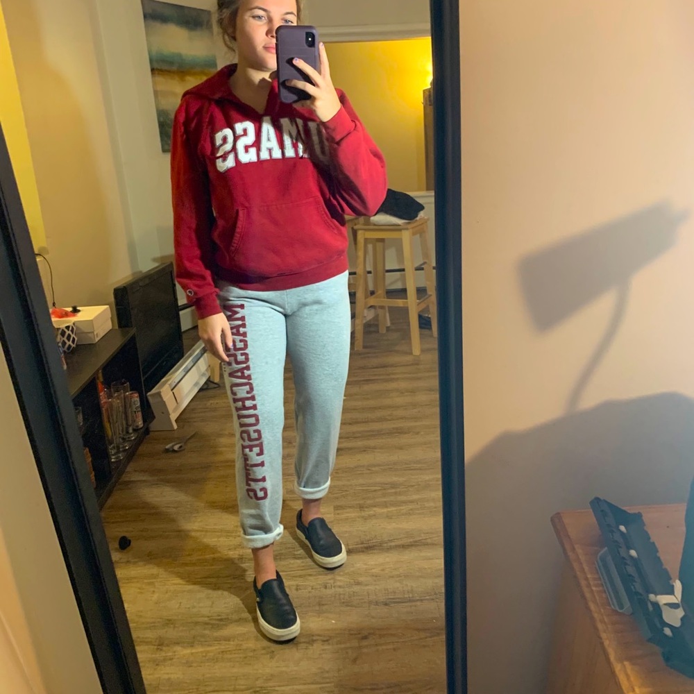 UMASS Sweatshirt